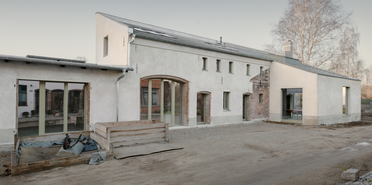 Siegerin des Velux Architekten-Wettbewerbs ist Architektin Helga Blocksdorf aus Berlin mit ihrem Projekt „Remise Rosé“: Umbau einer denkmalgeschützten Remise in Berlin