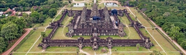 Das Weltkulturerbe Angkor Park ist auch aufgrund des tropischen Klimas dem stetigen Verfall ausgesetzt ? stoppen lässt sich dieser nicht, nur verlangsamen