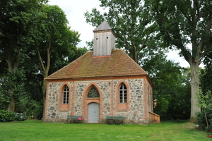  Sonderpreise gab es für die kleine Kirche Darsikow in Temnitzquell/Rägelin 