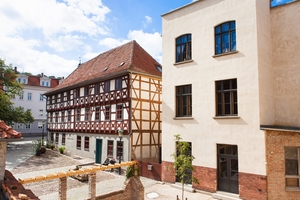  1 Hotel umgebaute 430 Jahre alte Fachwerkhaus, Fabrikgebäude der ehemaligen Möller’schen Handschuhfabrik in Arnstadt Foto_Jan_Kobel_IMG_2176 