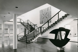  Das Foyer im Kaiser Wilhelm Museum nach dem Umbau 1969  