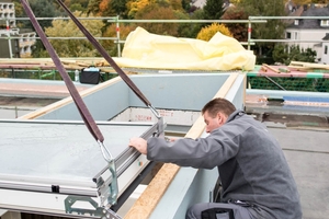  velux-modulares-oberlicht-system-bethesda-wuppertal-Die Montage erfolgte auf der bauseitigen Unterkonstruktion aus Porenbetonelementen 