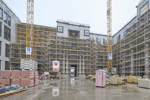  Zurzeit alles noch Baustelle: Blick in den Schlüterhof 