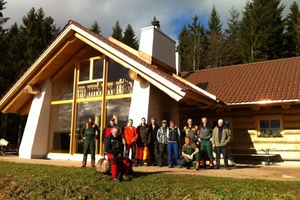  Blockhausbau-Kurs mit Ralph Pfersich im Schwarzwald 