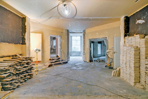  Während der Sanierungs- und Umbauarbeiten trat der besondere Schnitt der Räume hervor, der das expressionistische Erbe des Hauses erahnen lässt<br />Fotos: Ringo Paulusch 
