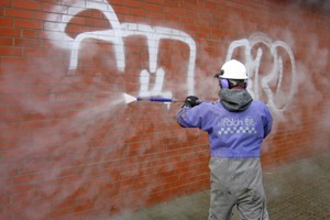  ... und zum Entfernen von Graffiti 