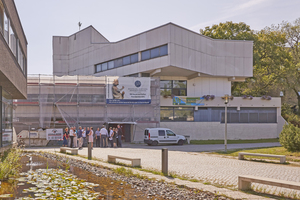  Einen zweiten Preis gab es in Berlin für ein Wohnhaus in Alt-Marienfelde und für das Studentendorf ?Schlachtensee? (links daneben) Fotos (3): Roland Rossner / Deutsche Stiftung Denkmalschutz 