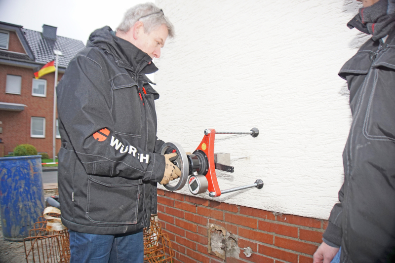 So Viel Halt Ein Dubel In Unterschiedlichem Mauerwerk Bauhandwerk