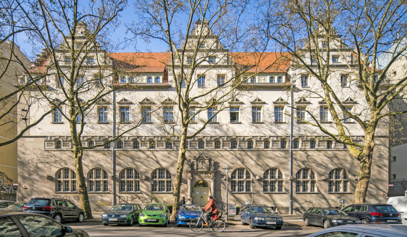 nacht im stadtbad bauhandwerk