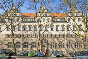  Das Oderberger Stadtbad entstand in den Jahren von 1899 bis 1902 im Stil der Neorenaissance nach Plänen des Architekten Ludwig Hoffmann 