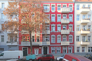  Echter Stuck oder gemalt: Von weitem lässt sich das bei dieser Fassade an einem Gründerzeithaus in der Berliner Tellstraße 13 nicht entscheiden Foto: Thomas Wieckhorst 