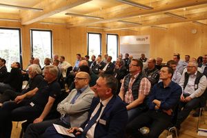  Etwa 30 Teilnehmer kamen zum Erlus Forum 2018 ans Zentrum Holz in Olsberg 