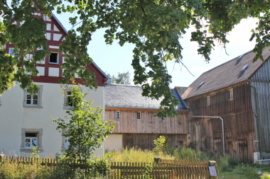 Dreiseithof in Braunersgrün: Das Haupthaus ist durch einen mittigen Bau mit Scheune und Stall verbunden