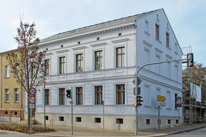  Wohnhaus aus der Gründerzeit in Bad Belzig nach der Instandsetzung und Komplettrestaurierung der Fassade 