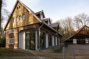  In Gütersloh kann man am Tag des offenen Denkmals die Gebäude des Meierhofs Rassfeld besichtigen, von denen wir die umgebaute Remise in bauhandwerk 9.2012 vorgestellt haben Foto: Spooren Architekten 