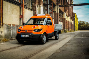  Neben geschlossenen Aufbauten steht mit dem WORK Pickup auch eine offene Pritsche zur Verfügung. 