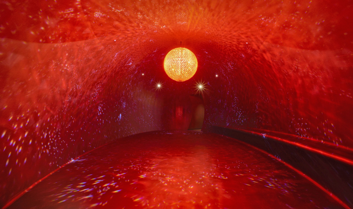 In den Swarovski Kristallwelten in Wattens befindet sich in der Wunderkammer El Sol ein Kunstwerk des Architekten Fernando Romero, das aus einer Kugel aus LEDs und Kristallen besteht und als Sonne interpretiert werden kann