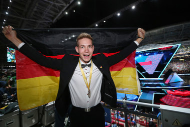  Der beste Zimmermann der Welt: Alexander Bruns holte die Goldmedaille für Deutschland 