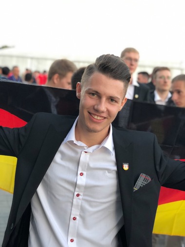  Als Mitglied des Nationalteams der Stuckateure vertritt Tobias Deutschland bei internationalen Berufswettkämpfen 