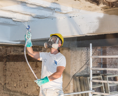 Silikon ist knapp: Soudal bietet Abdichtungs-Alternativen für Fenster -  bauhandwerk