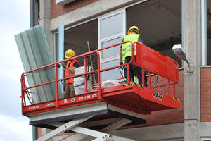  Das Profilbauglas stammt aus einer alten Lackiererei Fotos: Nils Nolting / Cityförster 