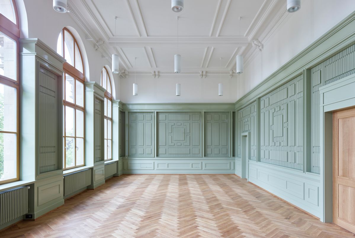 Mit der Sanierung und dem Umbau der zuvor als Bauinspektorat genutzten Realschule in der Baseler Rittergasse wird dem Gebäude seine ursprüngliche Funktion zurückgegeben Foto: Arge BRH-Architekten / weberbuess Architekten