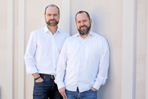  Johannes Lensges (Chief Sales Officer, rechts) und Richard Liehmann (Chief Executive Officer) vernetzen Baubetriebe, Händler und Hersteller 