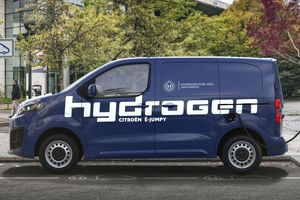  Die Wasserstofftanks des Citroen e-Jumpy Hydrogen lassen sich in nur drei Minuten auffüllen 