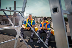  Das Besondere an Werner? Die Leitern und Gerüste werden in enger Zusammenarbeit mit einem weltweiten Netzwerk von Handwerkern und Ingenieuren entwickelt 