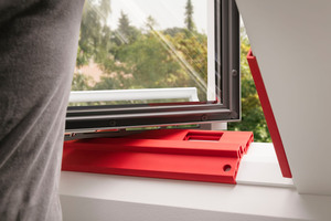  Die Montage von Dachfenstern gelingt einfach mit dem&nbsp; „Protect Tool“ von Velux 