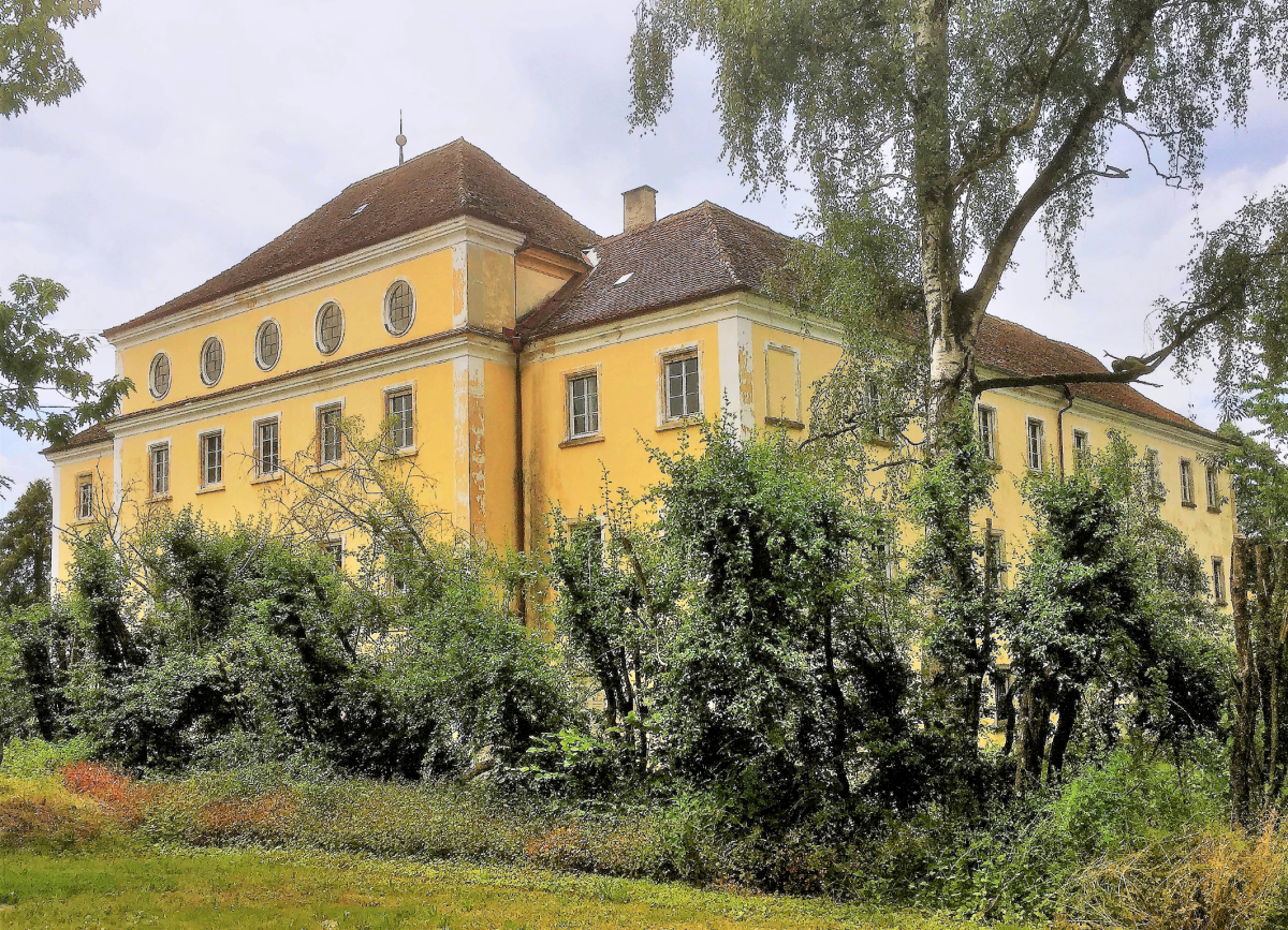 Das um 1530 erbaute Staudenschloss bei Augsburg wird bis 2024 wieder in seinen ursprünglichen Zustand rückversetzt