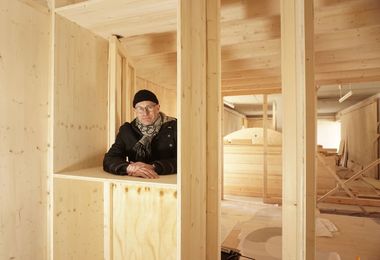 Thomas Wieckhorst, Chefredakteur der bauhandwerk, auf der Baustelle im ehemaligen Konsum-Markt in Sundhausen (ab Seite 8) Kontakt: 05241/21511133, thomas.wieckhorst@bauverlag.de