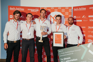  Das Team der Dachdeckerei Karl-Heinz-Schwarzbach aus Reutlingen belegte den ersten Platz in der Kategorie „Nachhaltigstes Konzept“ <br /> 