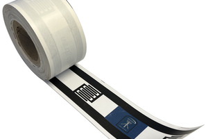  Digitaler Holzschutz: Auf einem Papierband sind Sensoren gedruckt, die auf Wasser und Feuchtigkeit reagieren 