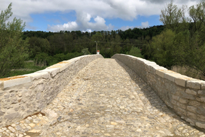  Goldauszeichnung für die Altmühlbrücke, die sogenannte Römerbrücke in Kinding.  