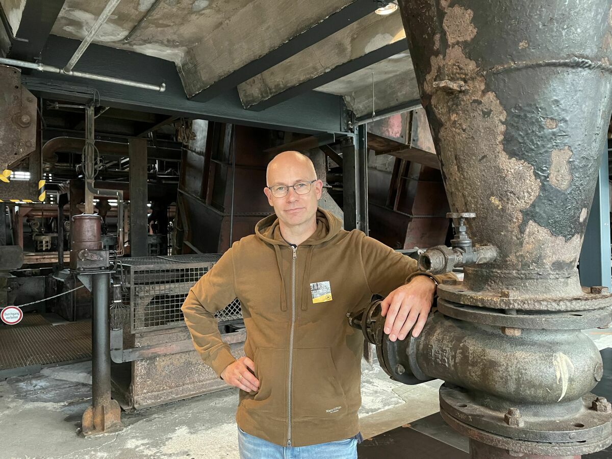 Thomas Wieckhorst, Chefredakteur der Zeitschrift bauhandwerk, im Ruhrmuseum der Zeche Zollverein in Essen