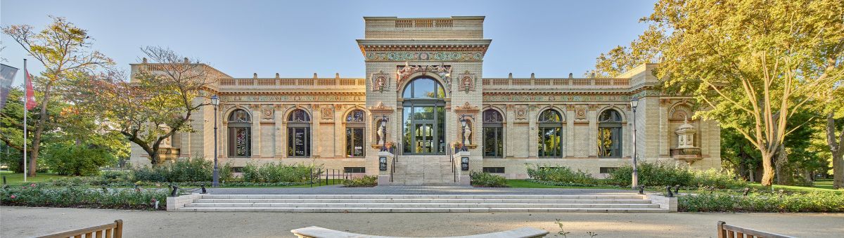 Das Millennium Háza im Herzen von Budapest ist eines der ältesten Bauwerke im weitläufigen Stadtpark