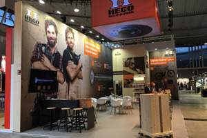  Der Schraubenhersteller Heco zeigt sein Produktsortiment und bekommt Unterstützung von Zimmerer-Vizeweltmeister Philipp Kaiser&nbsp;&nbsp;  