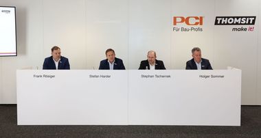 Pr?sentierten Mitte M?rz unter anderem die Jahresschwerpunkte und Fokusprodukte der PCI-Gruppe in Augsburg (von links nach rechts): Frank R?siger, technischer Gesch?ftsf?hrer, Stefan Harder, Vorsitzender der Gesch?ftsf?hrung, Stephan Tschernek, Leiter Mar