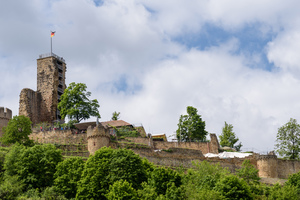  Für die Wachtenburg wurden und werden Mörtel für das Mauern, Fugen, Putzen, Vergießen und Schlämmen entwickelt und angepasst 