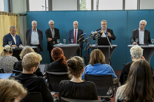  IG Bau und BG Bau sprachen bei einer gemeinsamen Pressekonferenz in Berlin über die große Asbest-Gefahr 