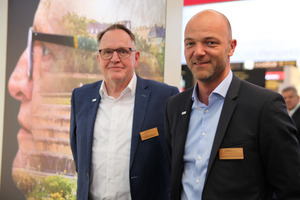  Die Lebo-Geschäftsführer Lothar Strick (links) und Henning Stowermann fühlen sich in der Hörmann Gruppe gut aufgehoben  