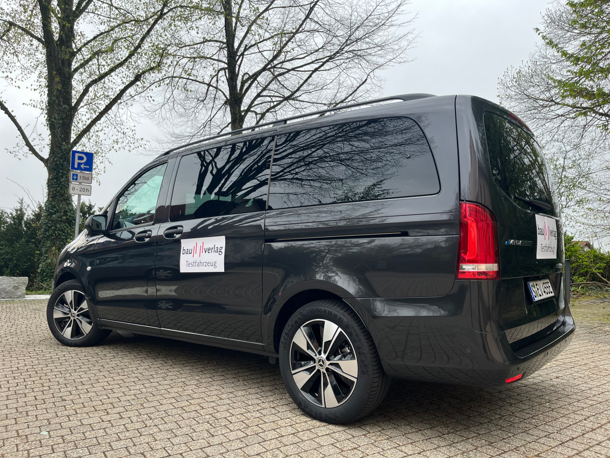 Unser Testfahrzeug, der ?eVito? von Mercedes Benz als Tourer, ist sowas wie der Luxusliner unter den Transportern