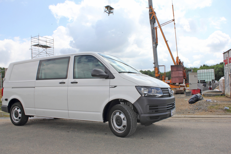 Transporter: Ford Transit mit den neuen Euro-6-Motoren - handwerk