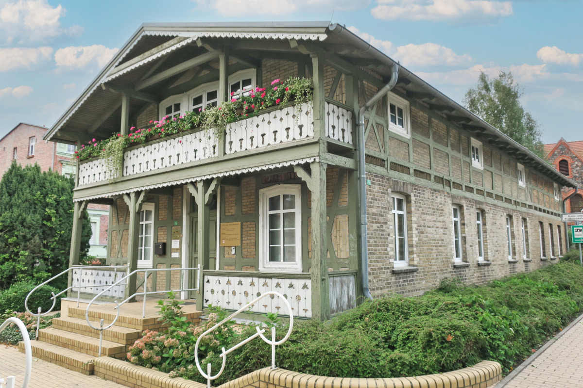 Das ortsprägende Fachwerkhaus wurde saniert und ist nun als Dorfgemeinschaftshaus Treffpunkt für den ganzen Ort