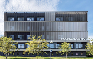 Gewinner  in der Kategorie ?Öffentliche Gebäude?: Fassadensanierung der Hochschule Harz in Wernigerode