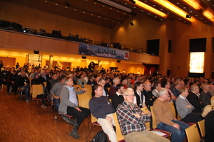  Rund 600 Gäste kamen zum Auftakt des Allgäuer Baufachkongress in den großen Saal des Oberstdorf-Hauses 