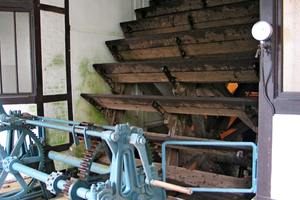  Schaufelräder und Kurbelgestänge der Wasserräder waren marode    