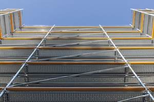  Das digitale Tool berechnet in kürzester Zeit, wie sich Gebäude bis knapp 27 m Höhe und rechteckiger Geometrie optimal mit dem „Peri UP” Fassadengerüst einrüsten lassen 