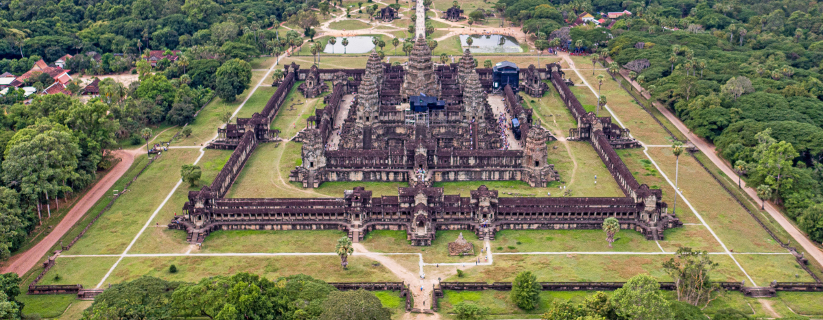 Das Weltkulturerbe Angkor Park ist auch aufgrund des tropischen Klimas dem stetigen Verfall ausgesetzt ? stoppen lässt sich dieser nicht, nur verlangsamen